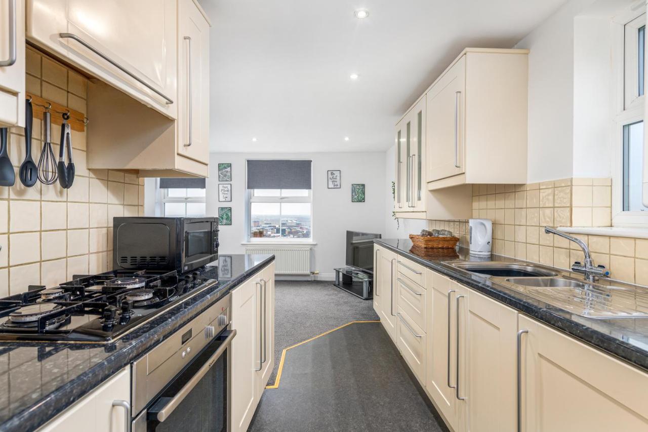לינקולן City Centre Charming 2 Bed Lovely Apartment-Snugstaff מראה חיצוני תמונה
